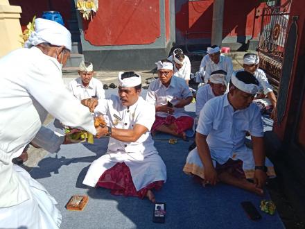 SEMBAHYANG BERSAMA RAHINAN TILEM 